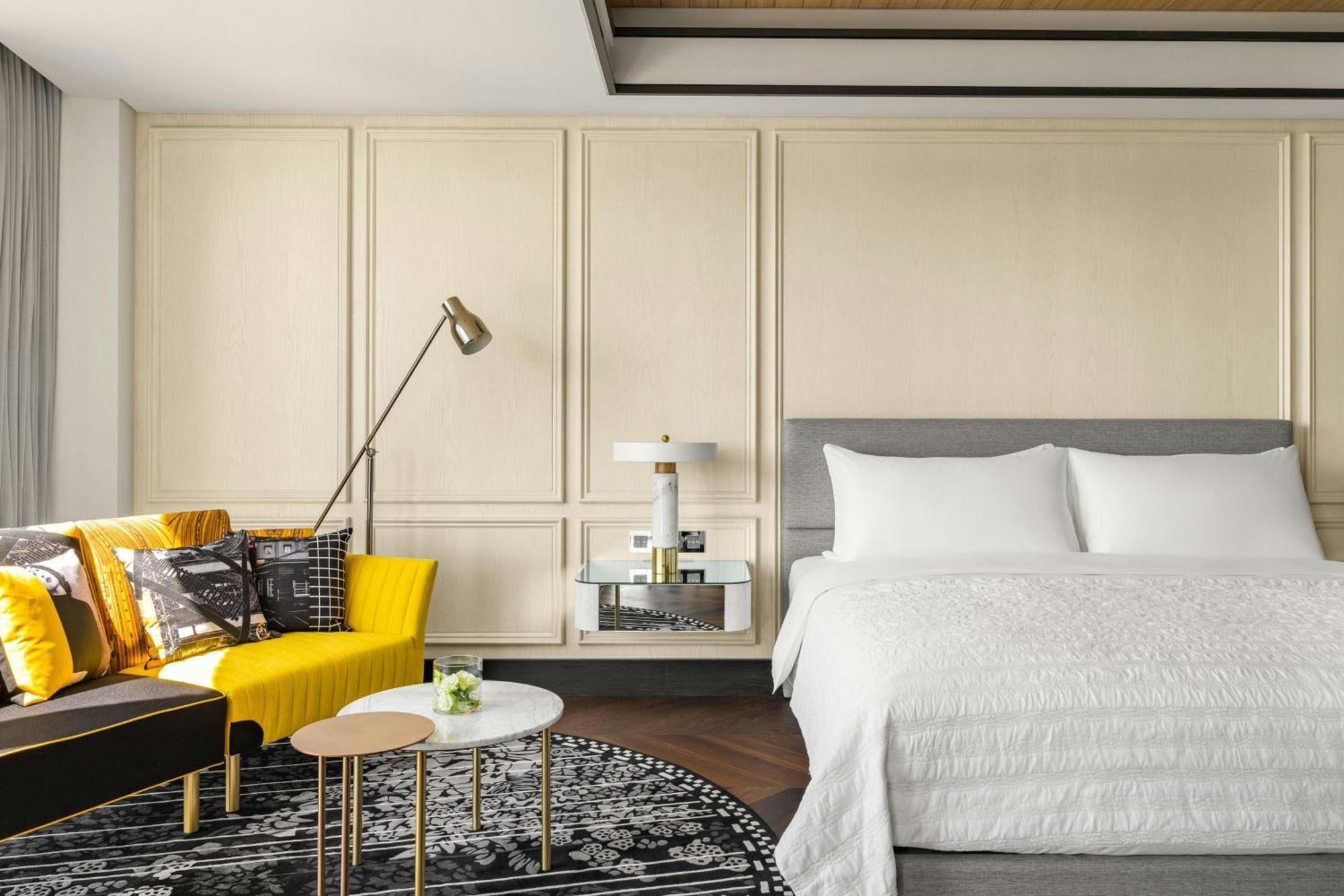 Le Meridien Taichung Exteriör bild A guest room at the hotel
