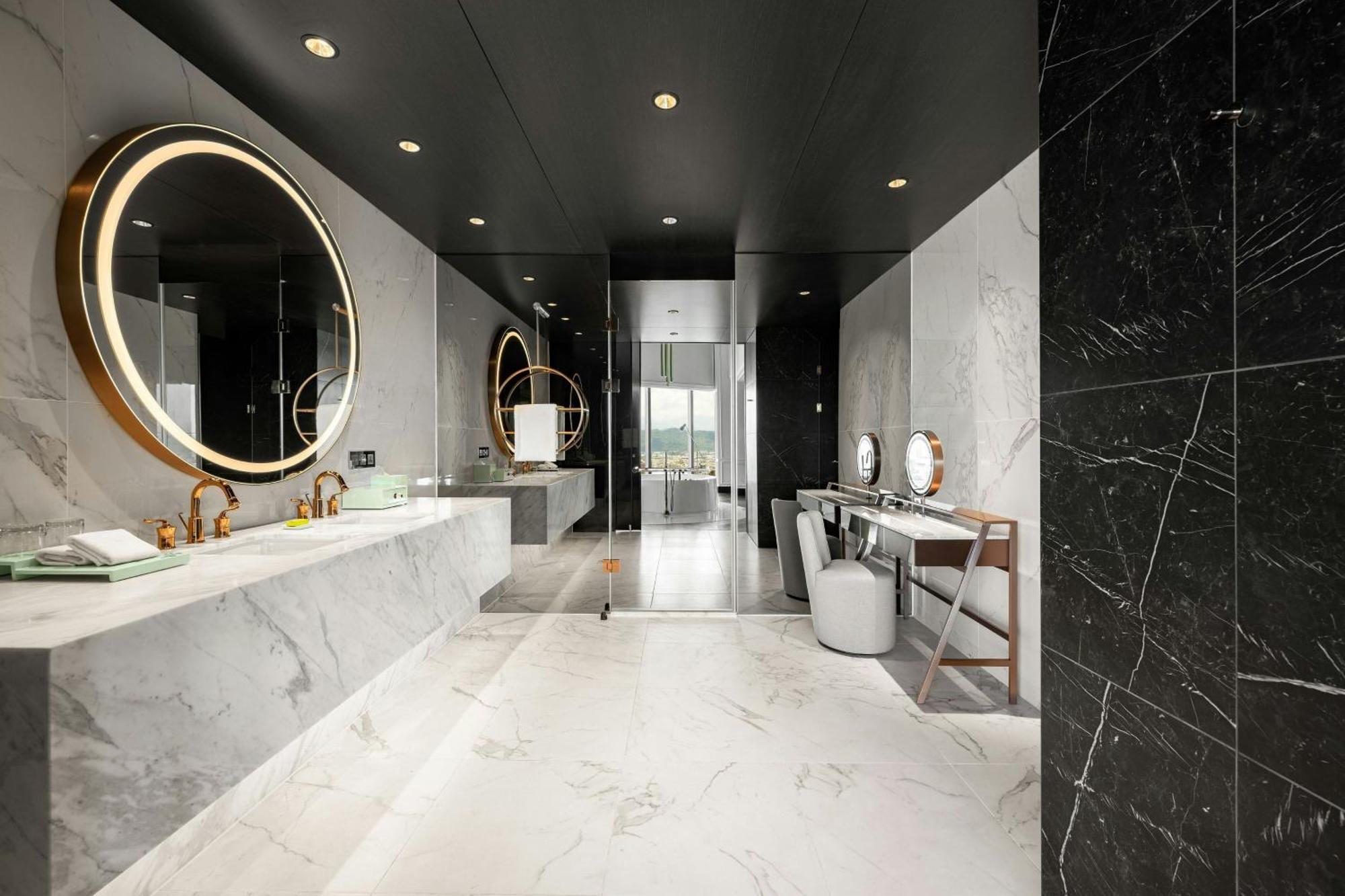 Le Meridien Taichung Exteriör bild Bathroom