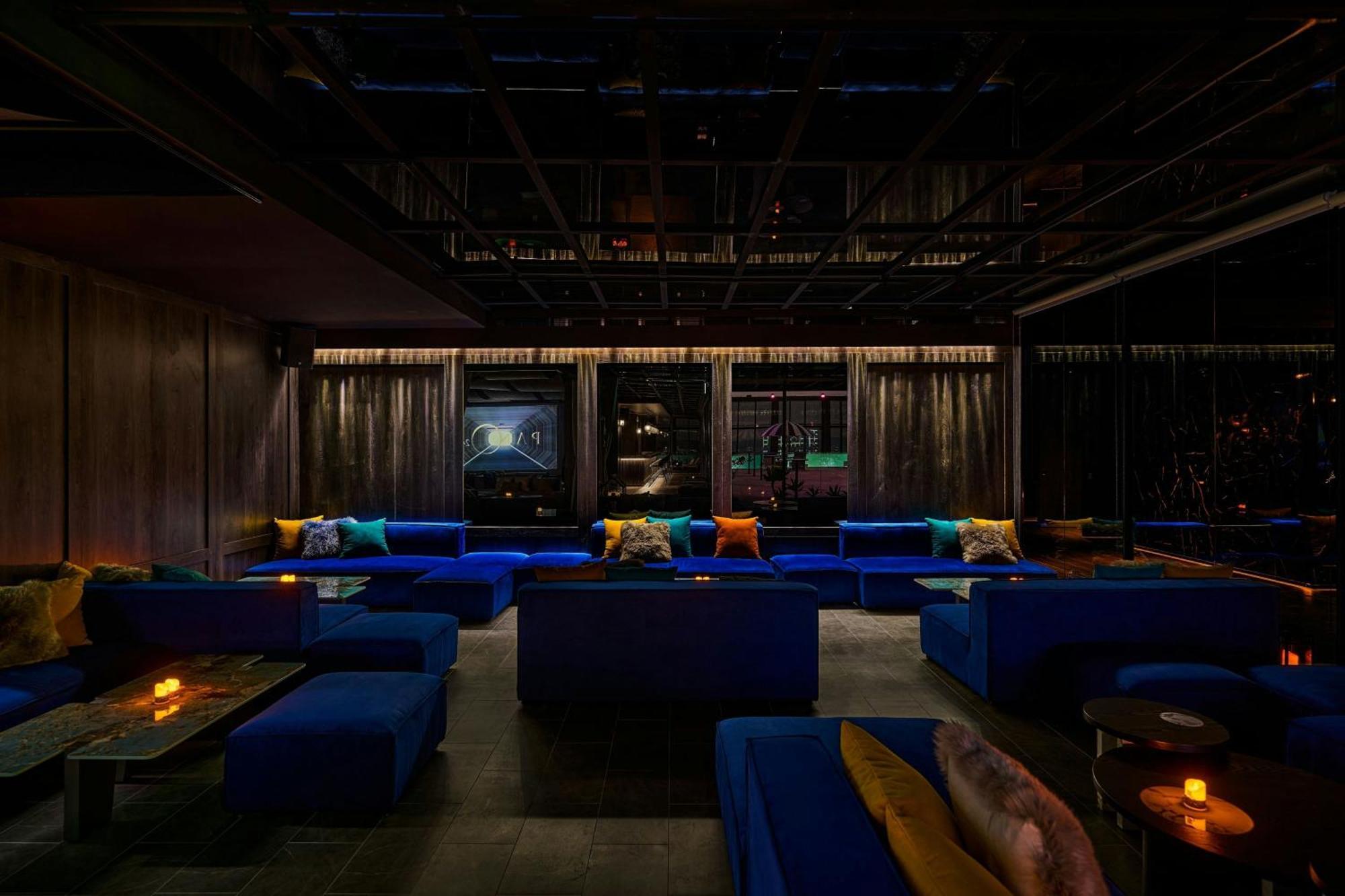 Le Meridien Taichung Exteriör bild The interior of the nightclub